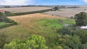 Paddock- click for photo gallery